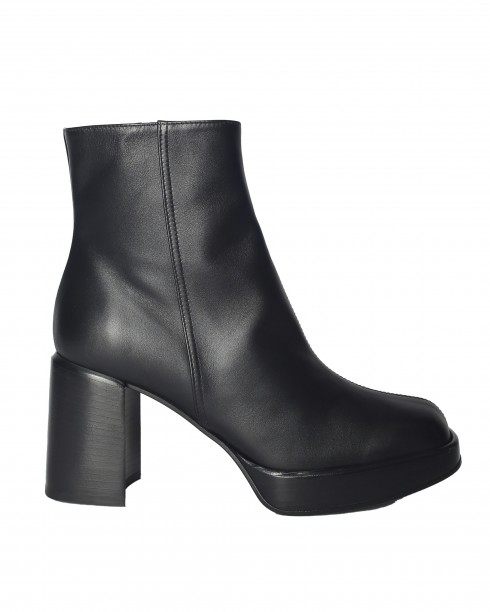 ANKLE BOOTS-TOD'S